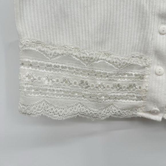 UO Darcy White Cropped Cardigan Women’s S Ribbed Lace Crochet Trim Coquette - Picture 9 of 11